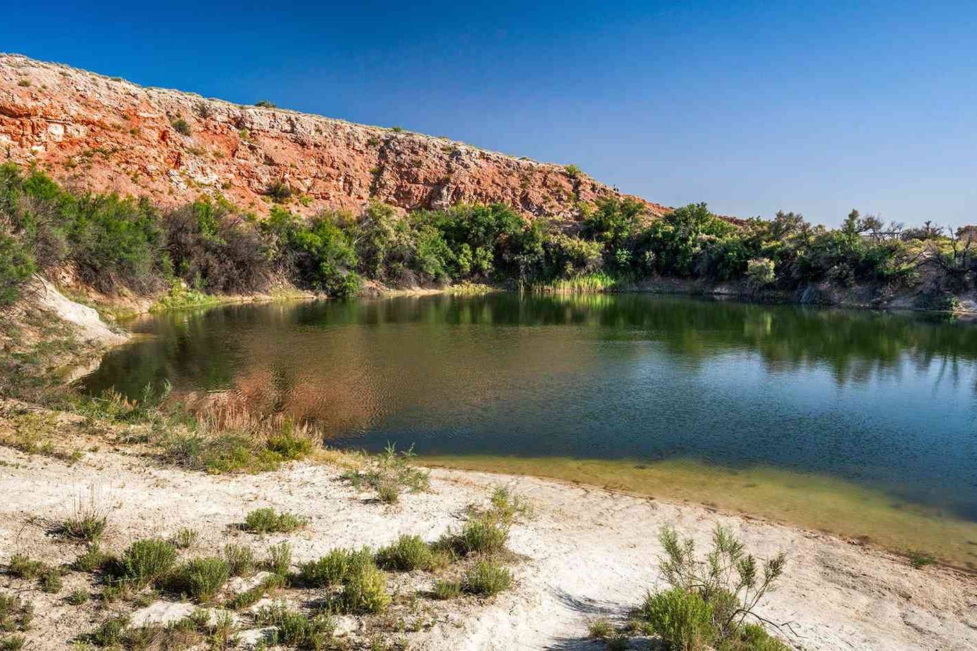 Mystery-Of-New-Mexico8217s-Hidden-Lakes mystery-of-new-mexicos-hidden-lakes