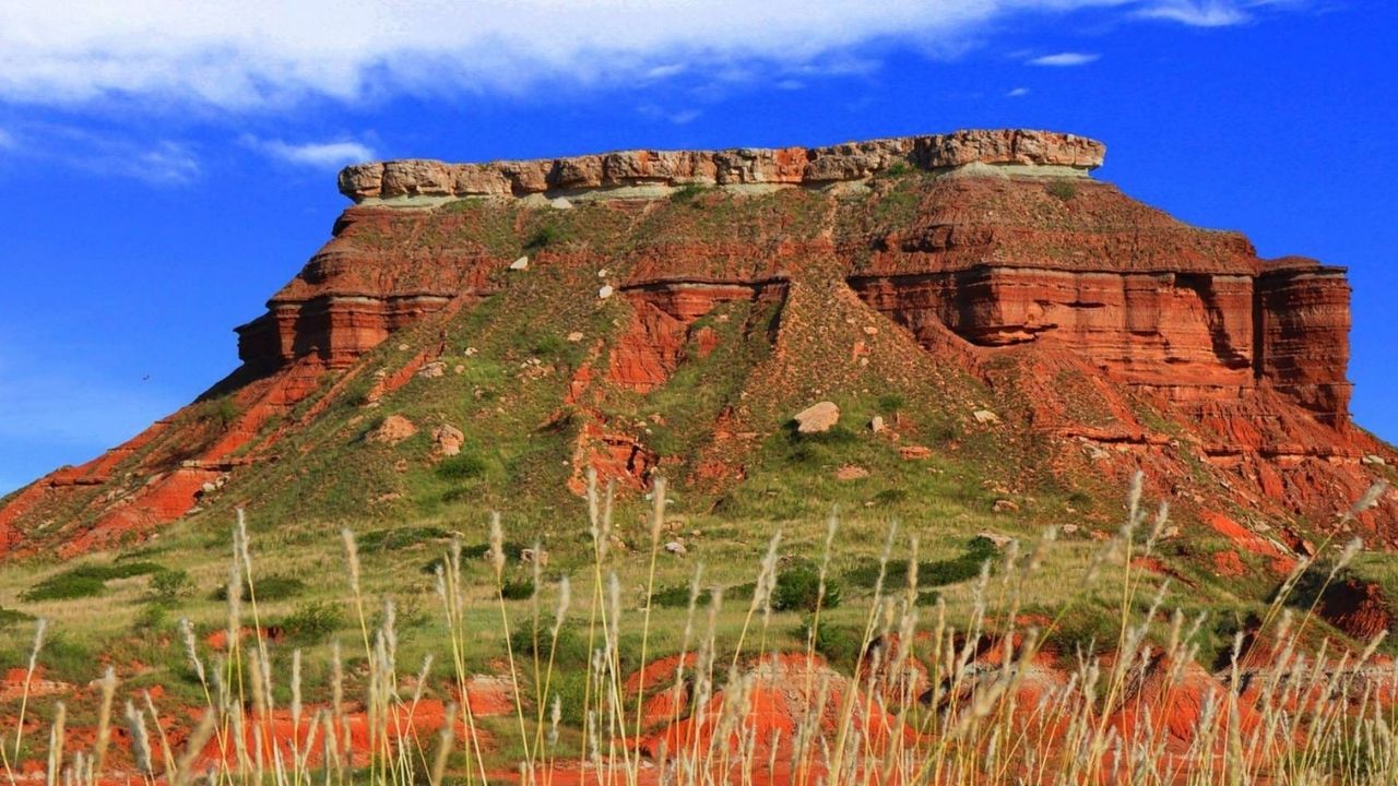 mystery-of-oklahomas-gloss-mountain