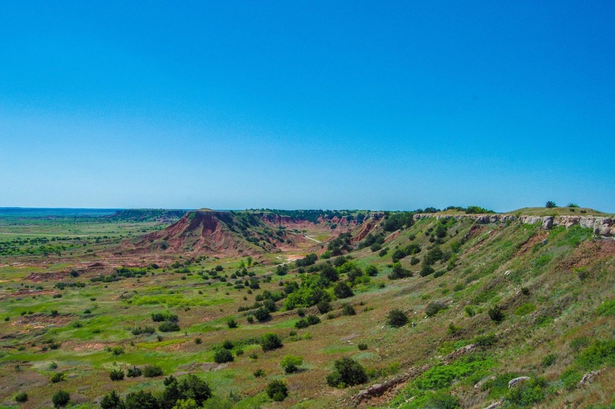 Oklahoma8217s-Hidden-Gloss-Mountains-Shimmer-In-The-Heartland oklahomas-hidden-gloss-mountains-shimmer-in-the-heartland