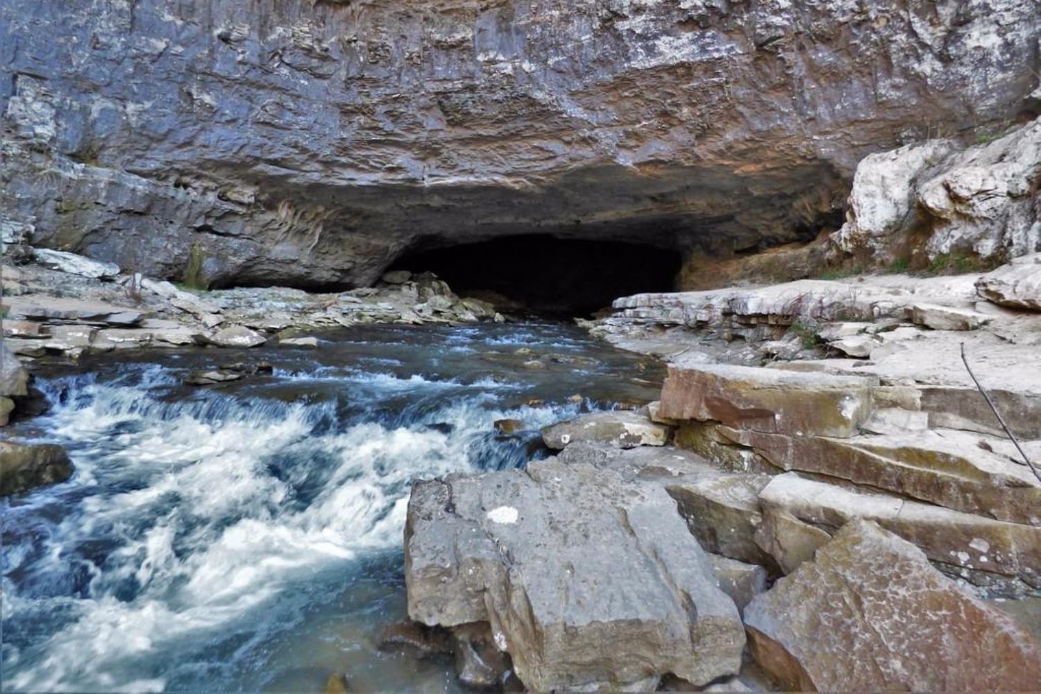 Secret-Caves-In-Tennessee8217s-Savage-Gulf secret-caves-in-tennessees-savage-gulf