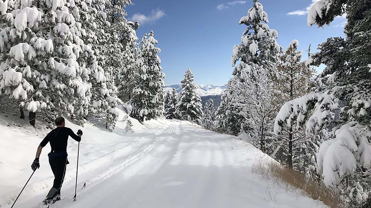 secret-hot-springs-of-montanas-lolo-pass