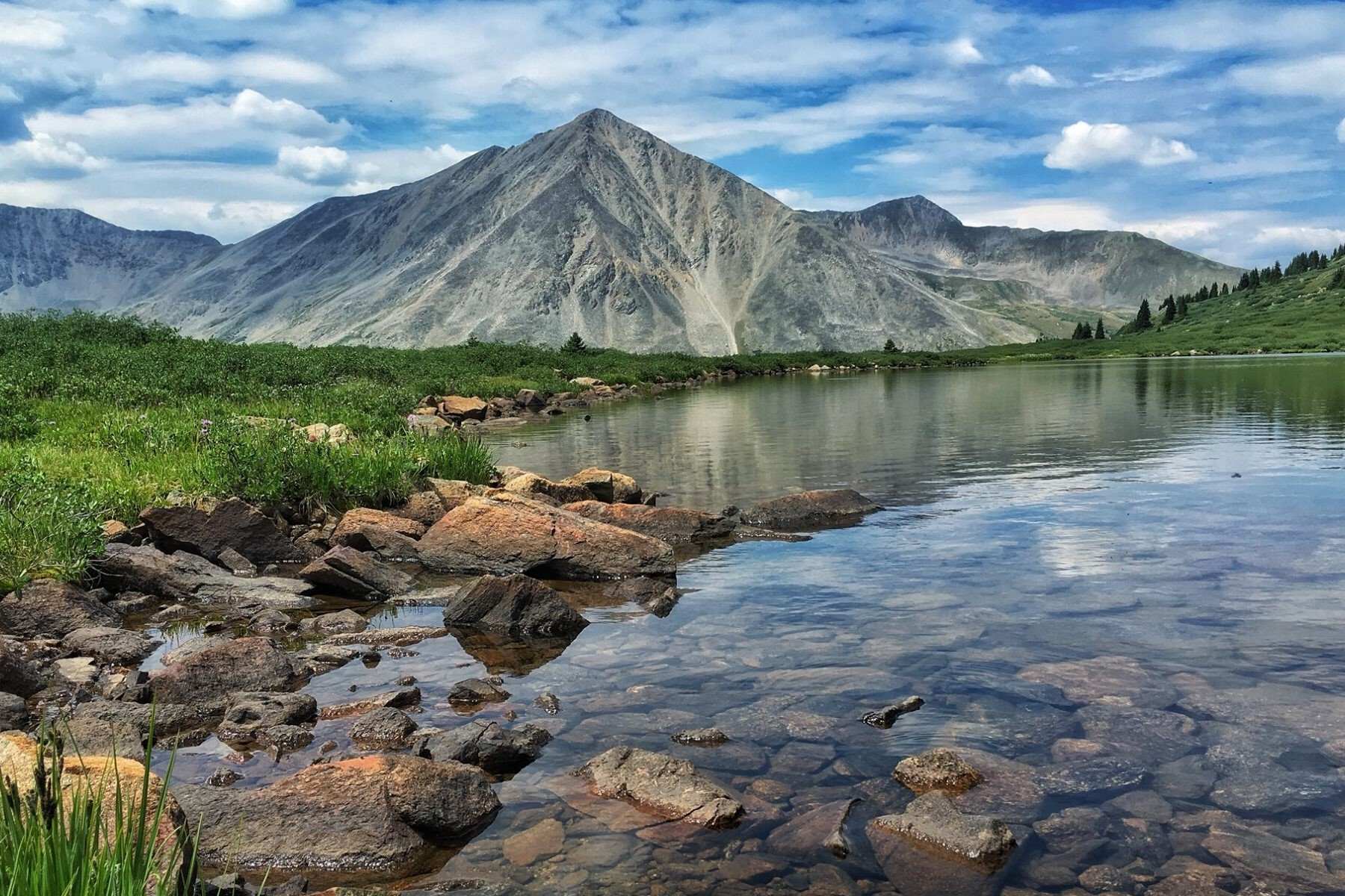 secret-lakes-among-colorados-collegiate-peaks