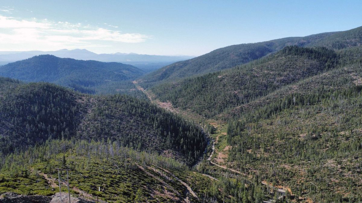 secret-villages-of-oregons-illinois-valley