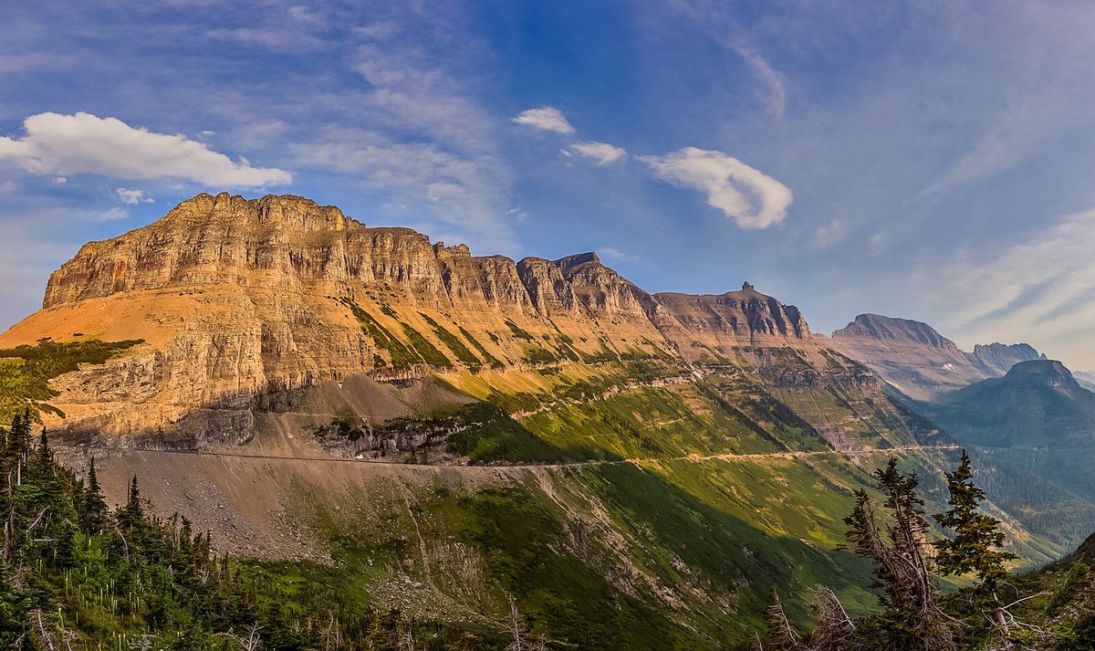 secrets-behind-montanas-garden-wall