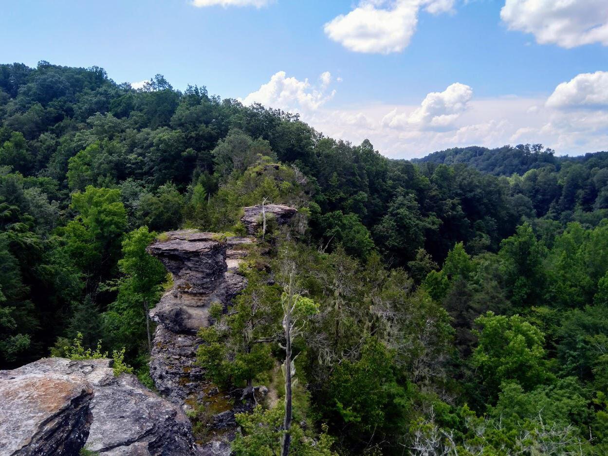 secrets-behind-tennessees-window-rock