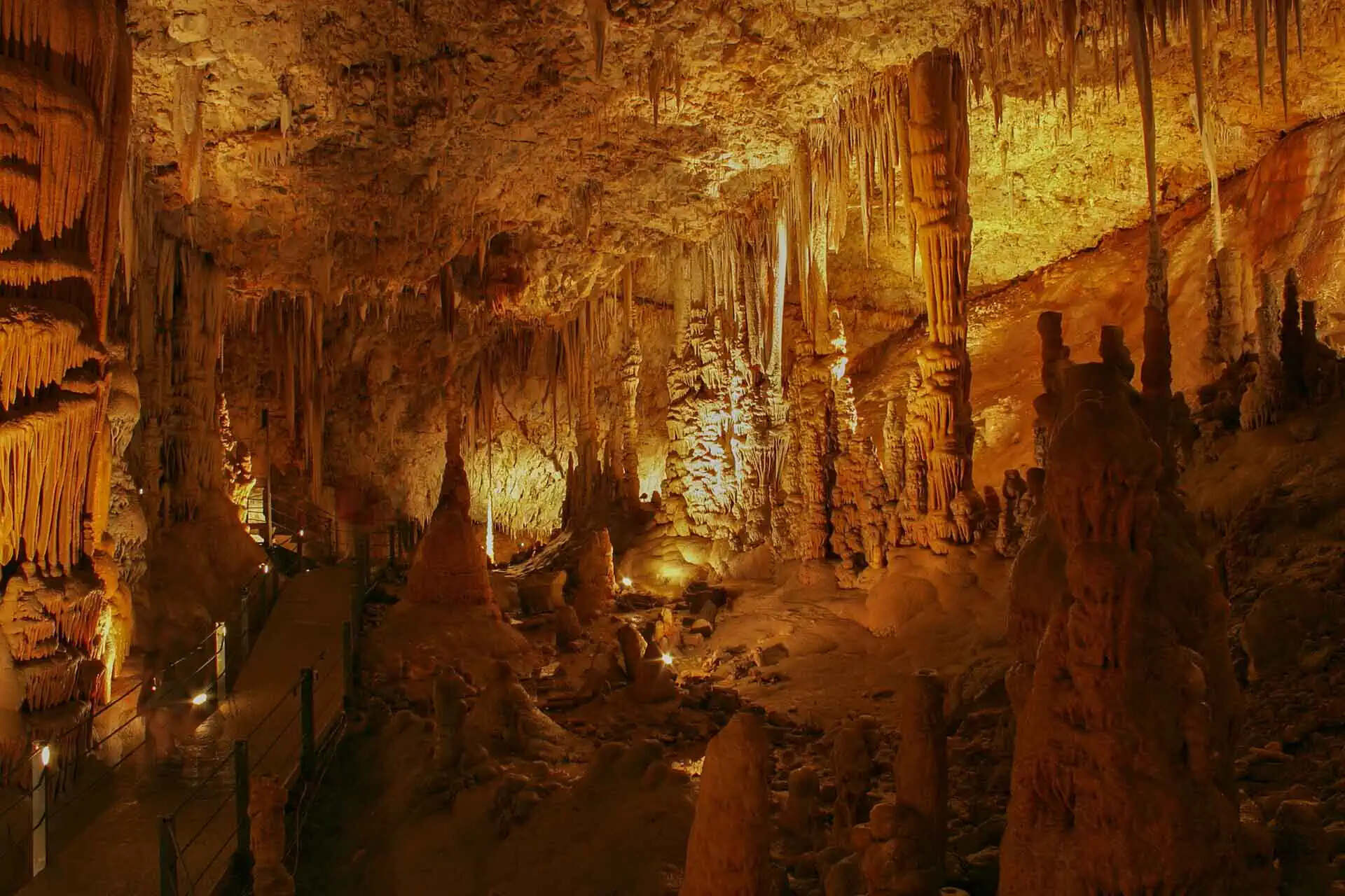 Secrets-Beneath-California8217s-Mercer-Caves secrets-beneath-californias-mercer-caves