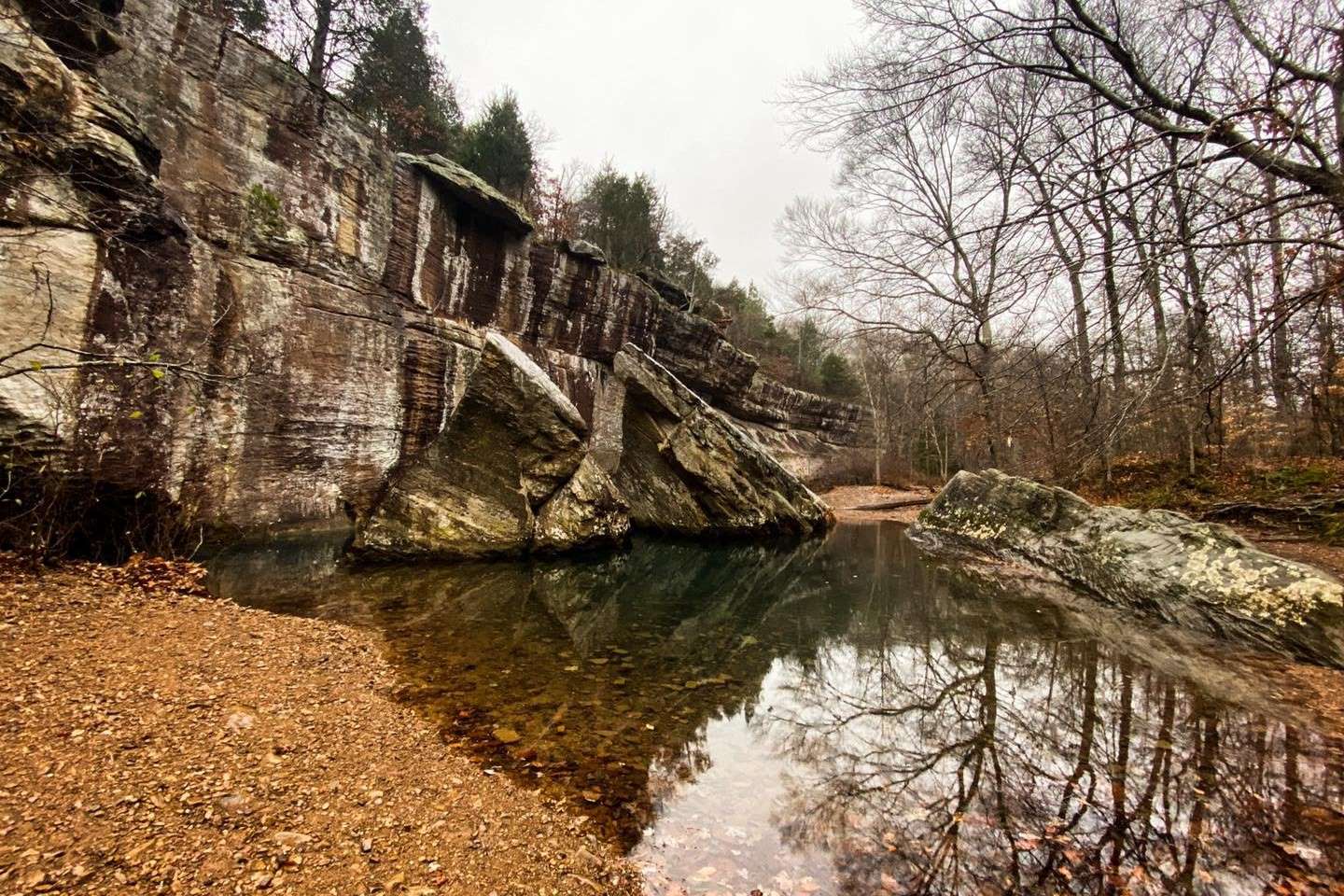 Secrets-Beneath-Illinois8217-Bell-Smith-Waters secrets-beneath-illinois-bell-smith-waters