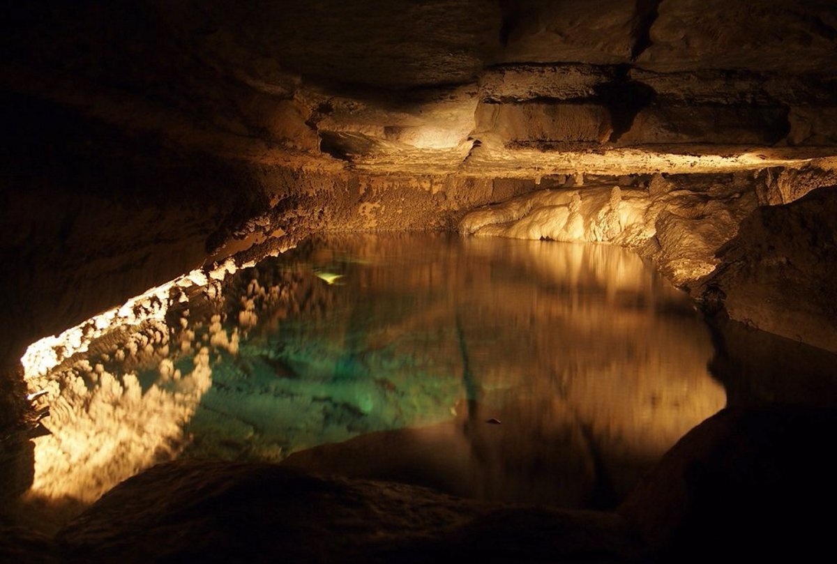 Secrets-Beneath-Minnesota8217s-Mystery-Cave secrets-beneath-minnesotas-mystery-cave