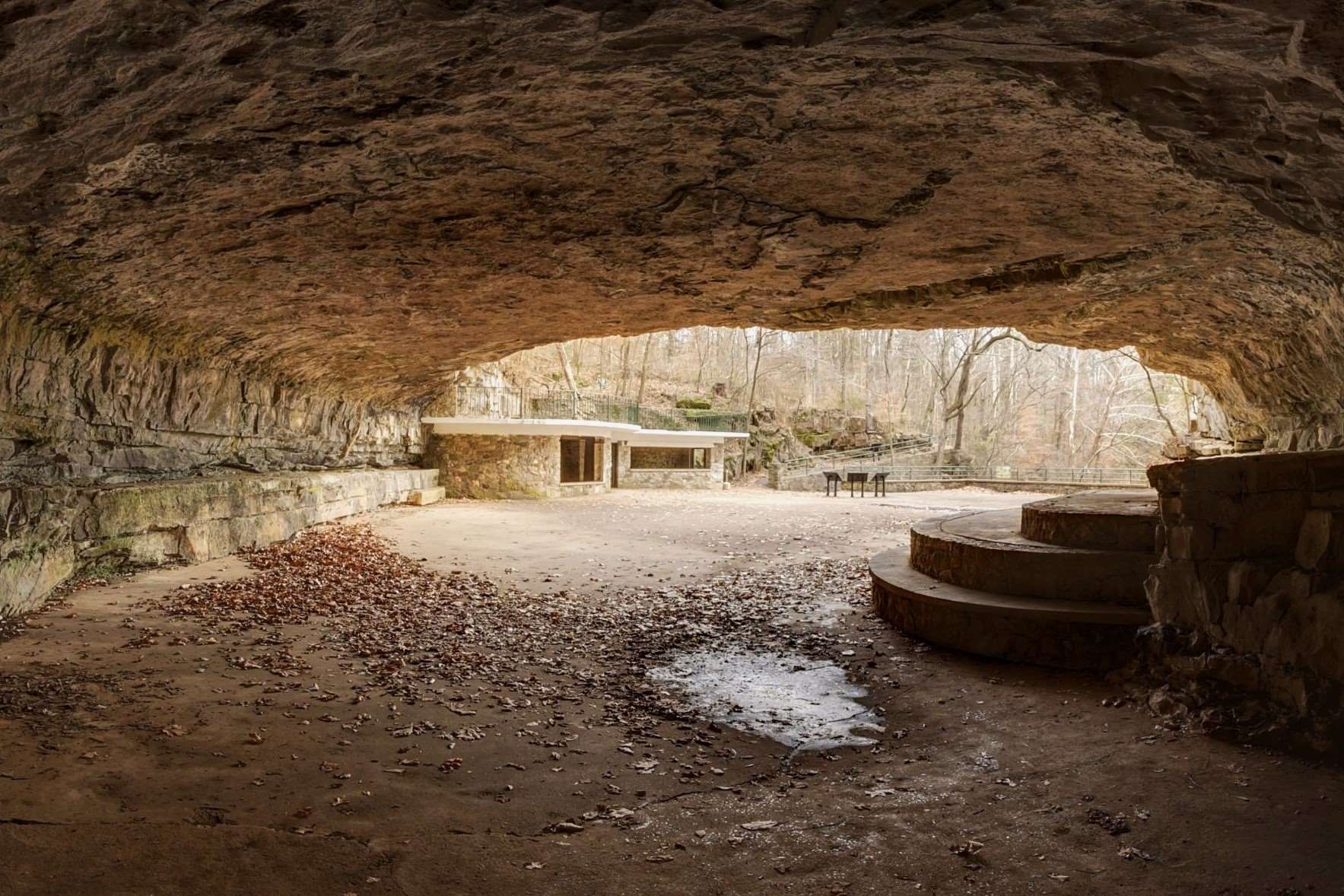 secrets-beneath-tennessees-dunbar-cave