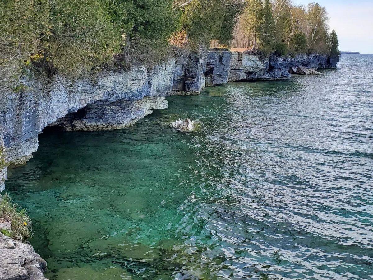 Secrets-Beneath-Wisconsin8217s-Cave-Point secrets-beneath-wisconsins-cave-point
