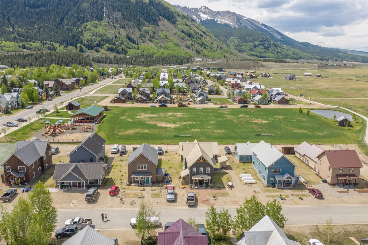 secrets-hidden-in-colorados-paradise-park