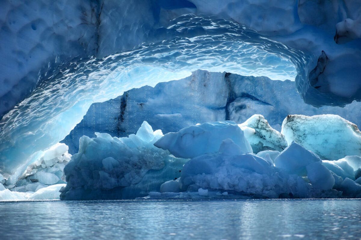 Secrets-Of-Alaska8217s-Glacier-Bay-Caves secrets-of-alaskas-glacier-bay-caves