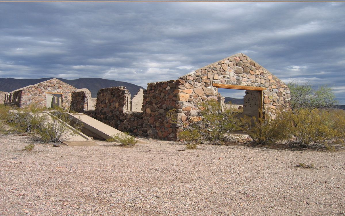 Secrets-Of-Arizona8217s-Solomon-Villages secrets-of-arizonas-solomon-villages