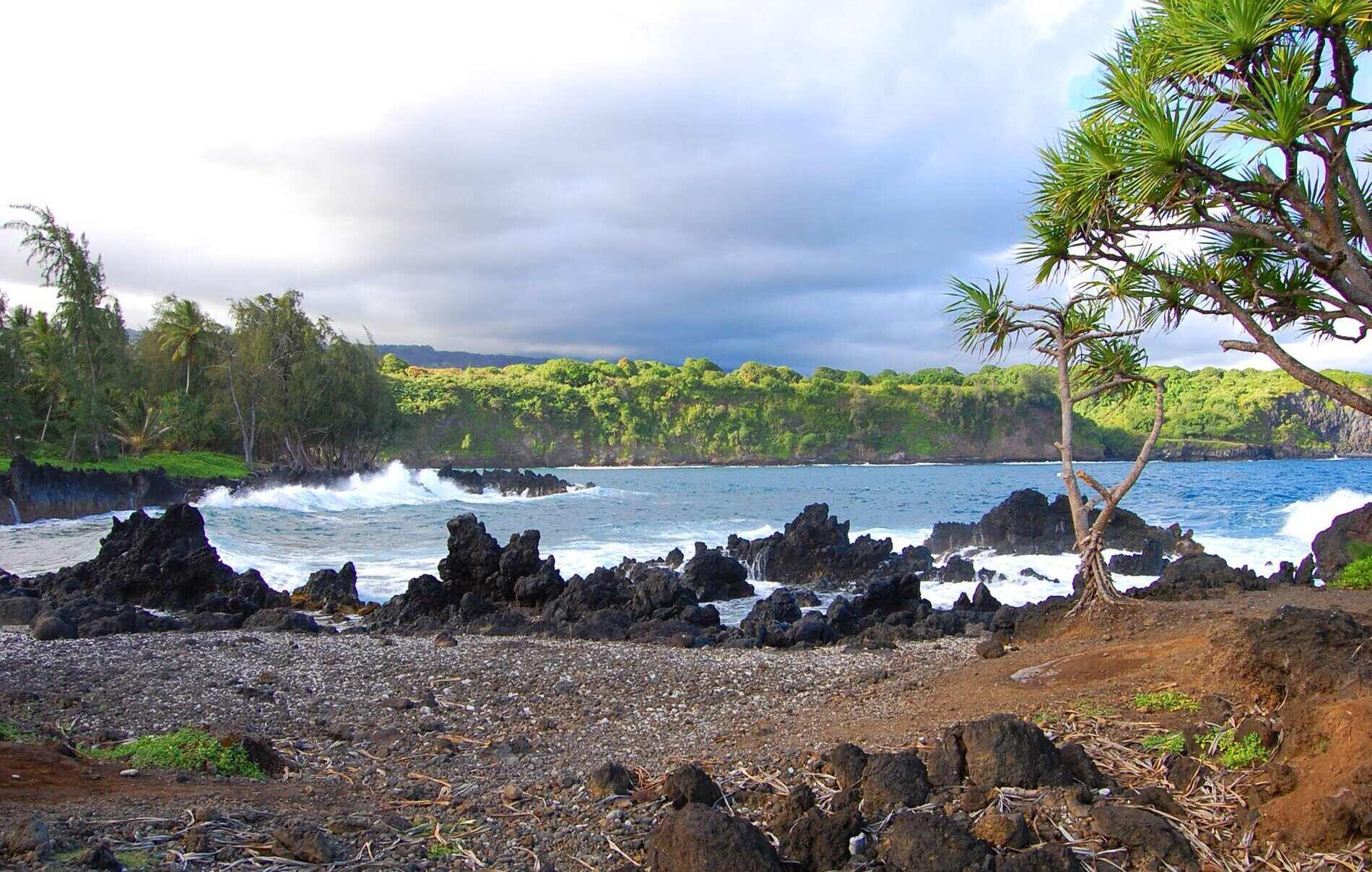 secrets-of-hawaiis-keanae-peninsula