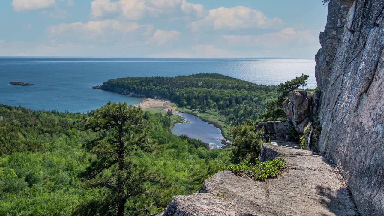secrets-of-maines-beehive-trail-paths
