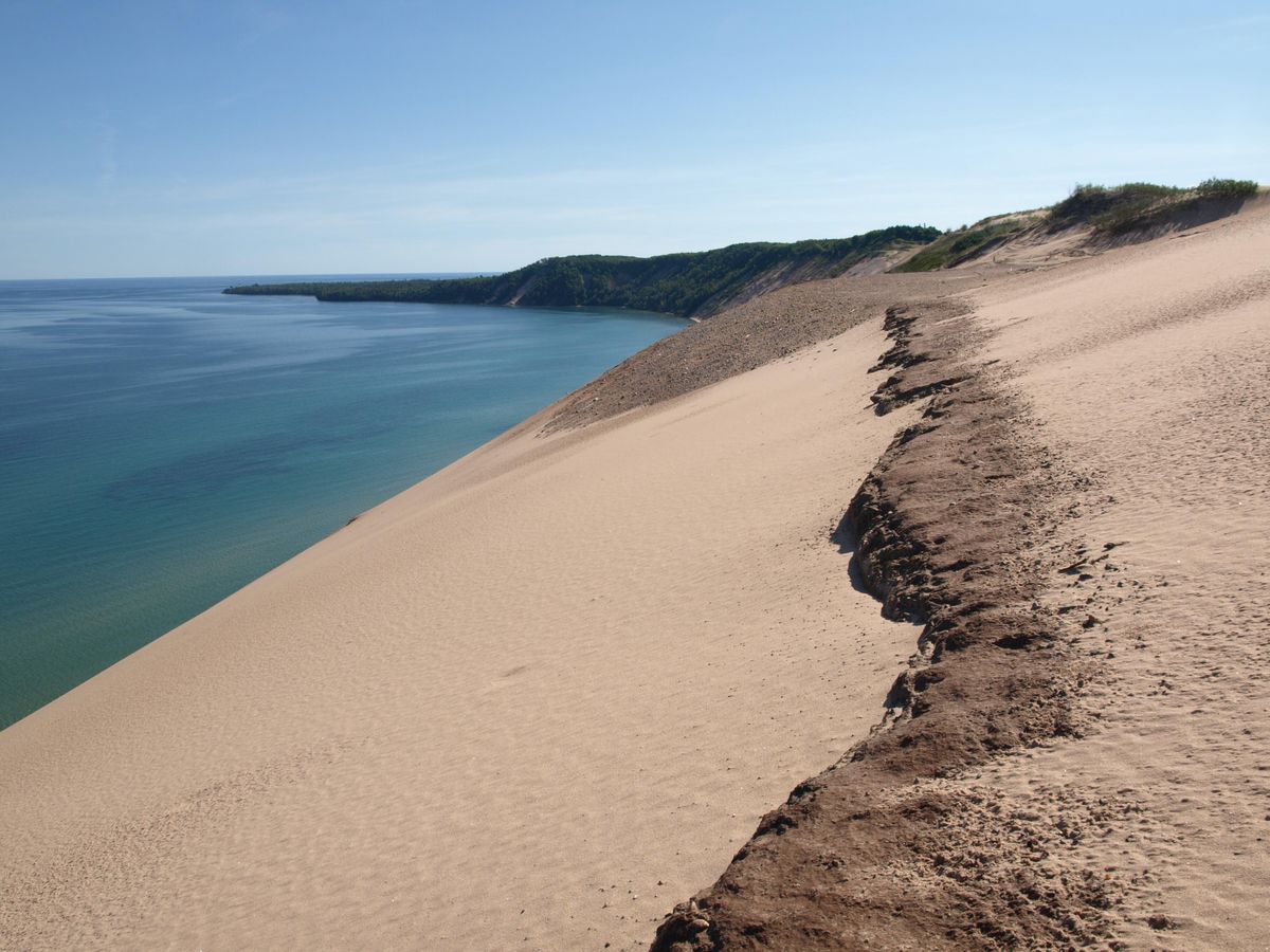 secrets-of-michigans-grand-sable-trails