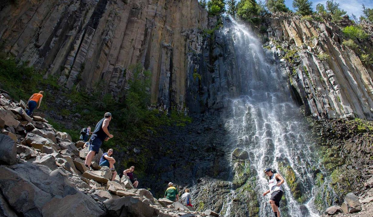 secrets-of-montanas-hyalite-canyon-springs