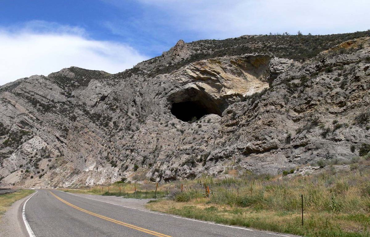 secrets-of-montanas-jefferson-canyon-caves