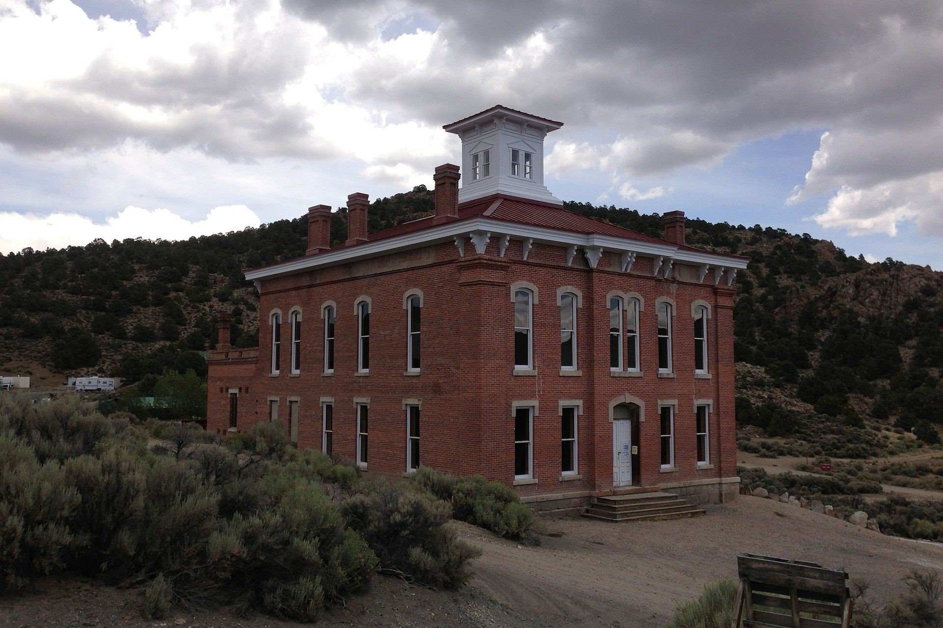 Secrets-Of-Nevada8217s-Manhattan-Forgotten-Ghost-Towns secrets-of-nevadas-manhattan-forgotten-ghost-towns