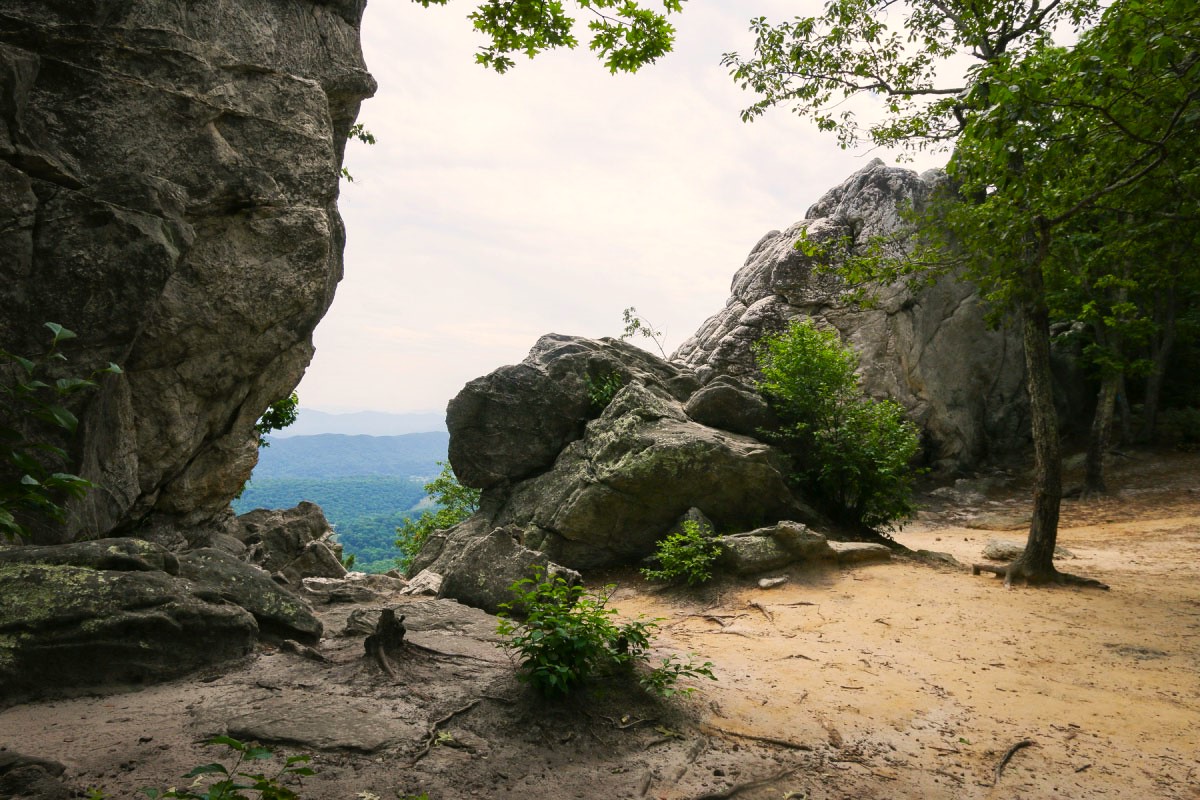 secrets-of-virginias-dragons-tooth-trails