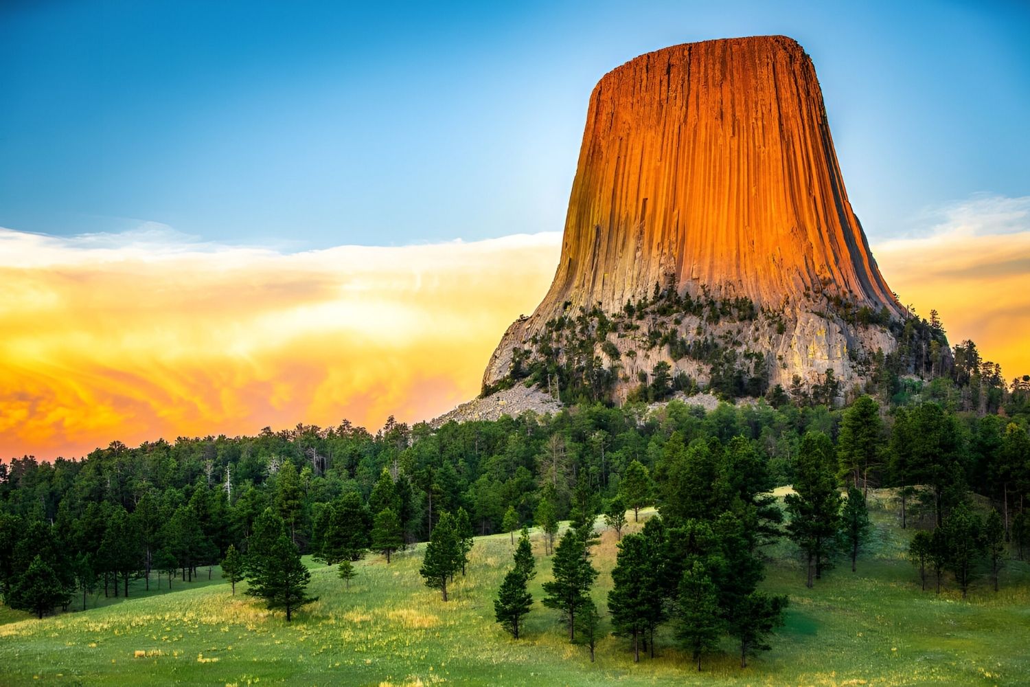 Secrets-Of-Wyoming8217s-Mysterious-Devils-Tower secrets-of-wyomings-mysterious-devils-tower