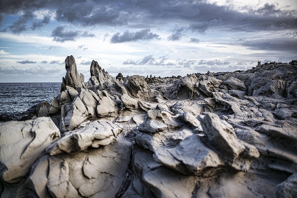 hawaiis-dragons-teeth-secrets