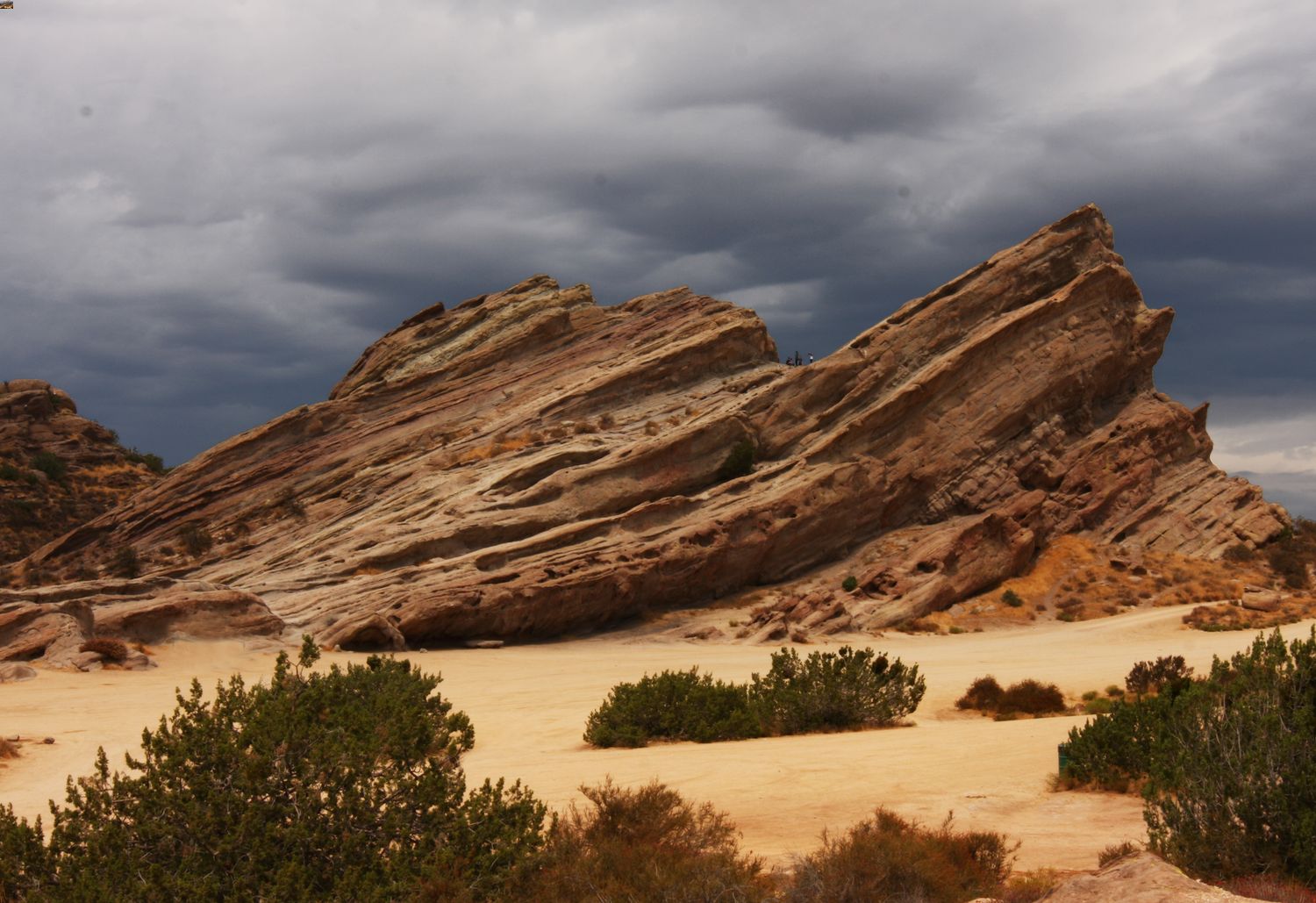 hidden-stories-of-californias-vasquez-rocks