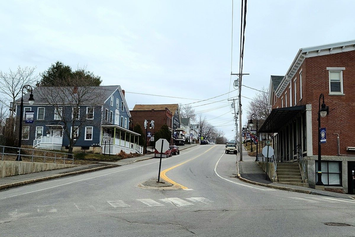hidden-trading-posts-of-maines-fort-richmond