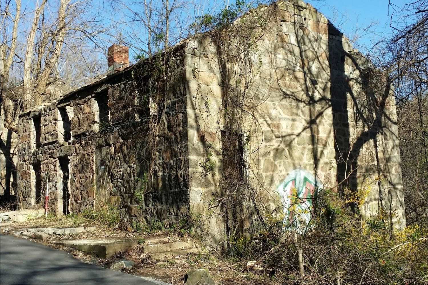 Mysteries-Behind-Maryland8217s-Hell-House mysteries-behind-marylands-hell-house