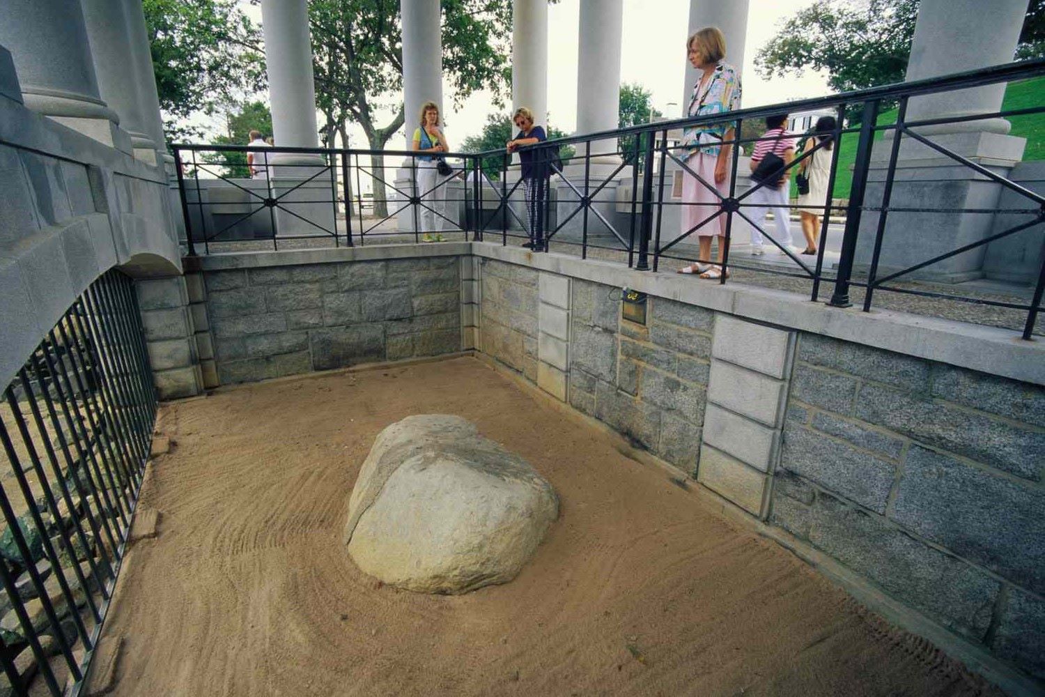 Mysteries Behind Massachusetts' Spirit Rock | TouristSecrets