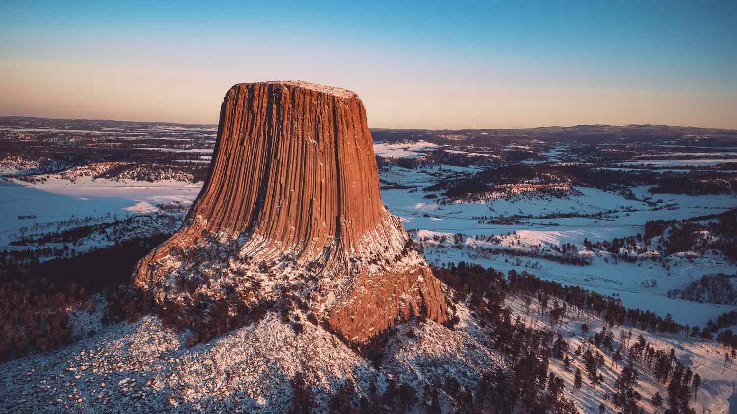 Mysteries-Behind-Wyoming8217s-Devils-Tower-Pool mysteries-behind-wyomings-devils-tower-pool