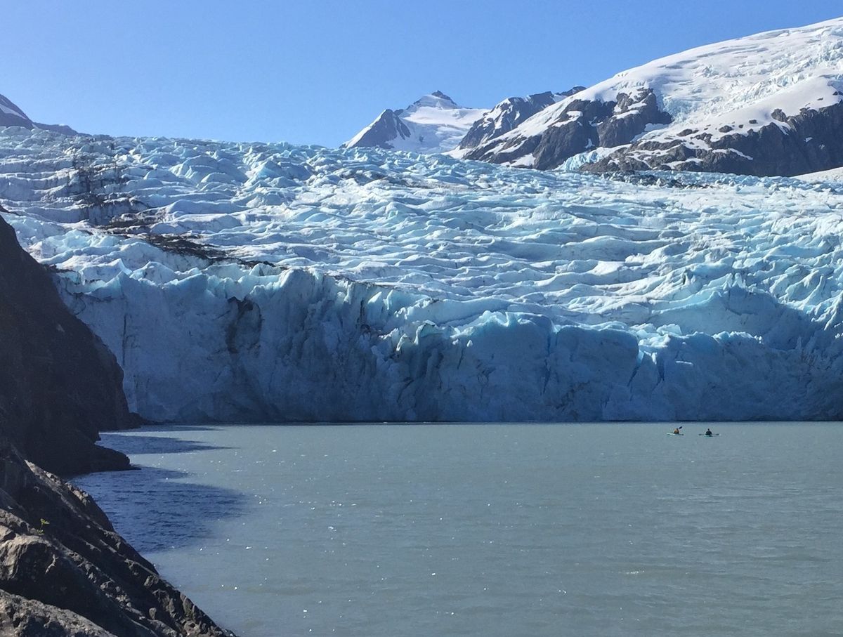 mysteries-beneath-alaskas-portage-glacier