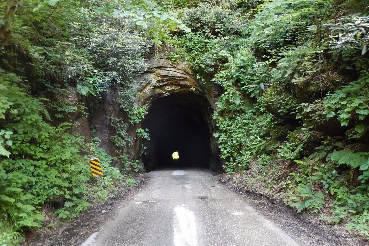 mysteries-beneath-kentuckys-nada-tunnel