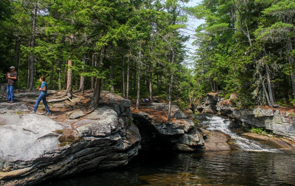 mysteries-beneath-maines-devils-rock