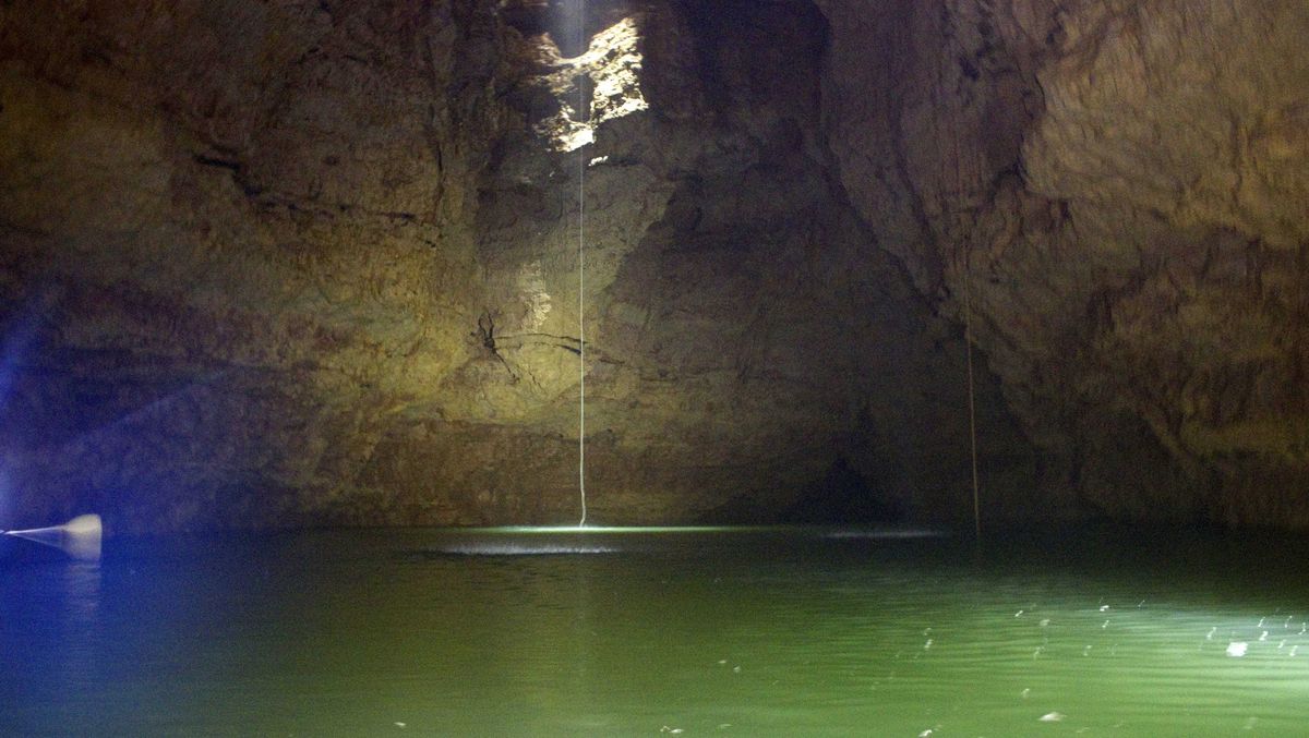 Mysteries-Beneath-Missouri8217s-Devil8217s-Well mysteries-beneath-missouris-devils-well