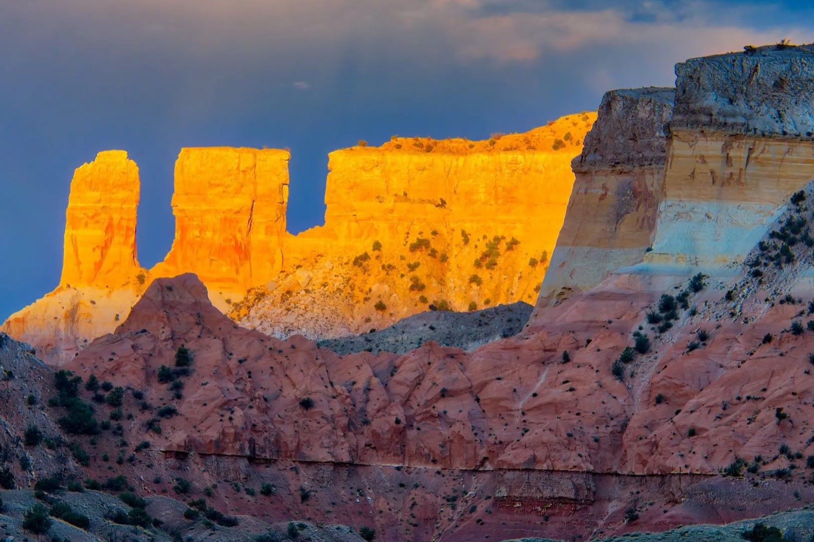 mysteries-hidden-in-new-mexicos-crystal-valley