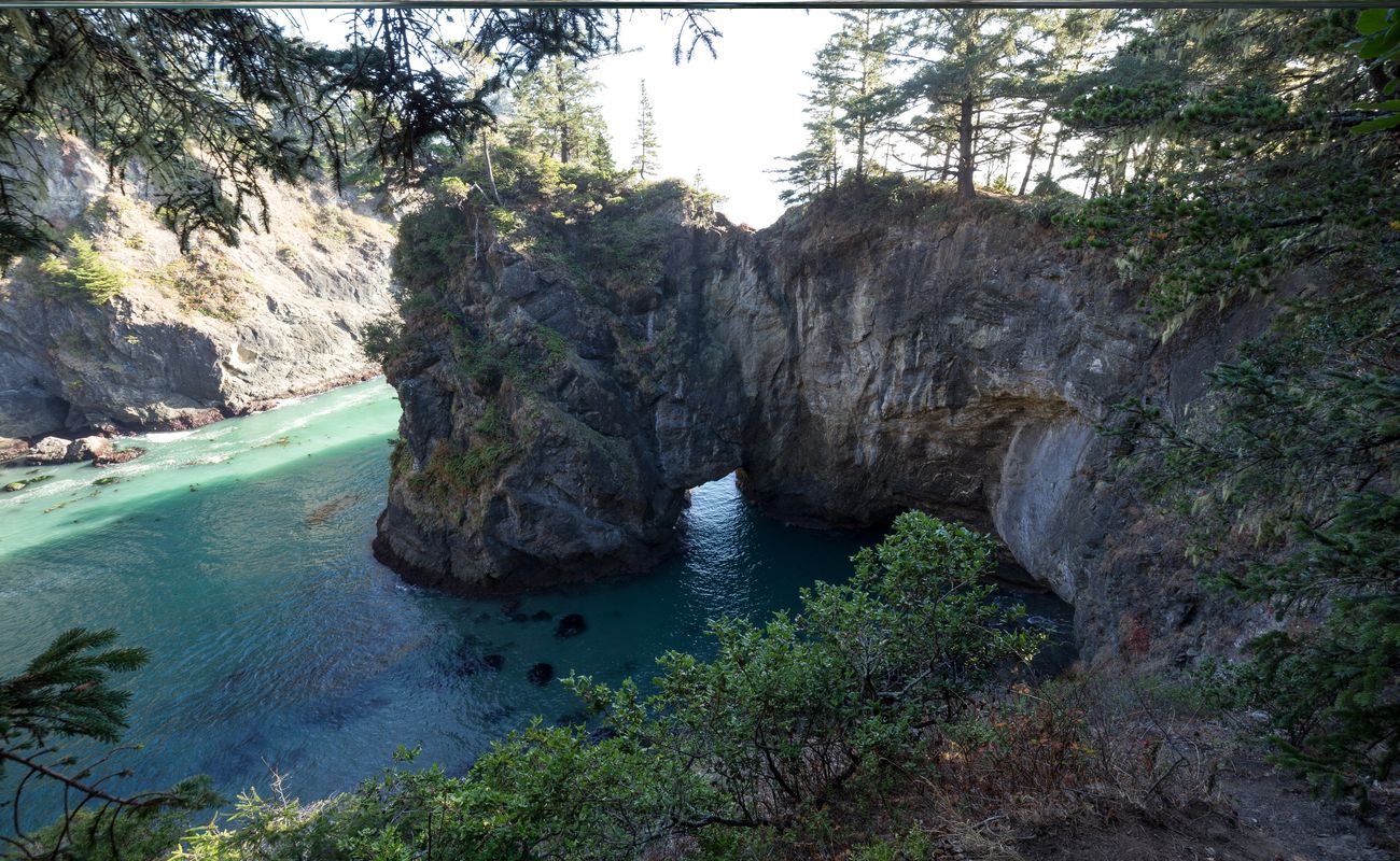 Mysteries-Hidden-In-Oregon8217s-Thunder-Rock mysteries-hidden-in-oregons-thunder-rock