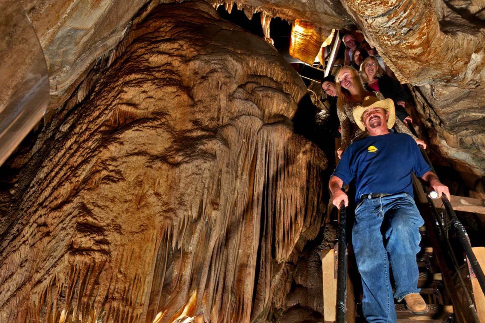 mysteries-inside-californias-mercer-cave