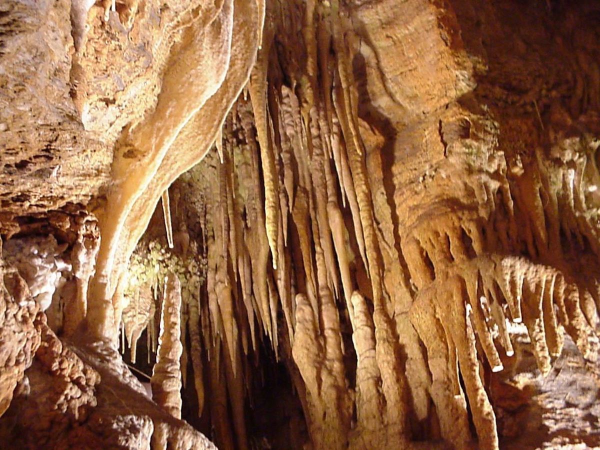 Mysteries-Inside-Maryland8217s-Crystal-Caves mysteries-inside-marylands-crystal-caves
