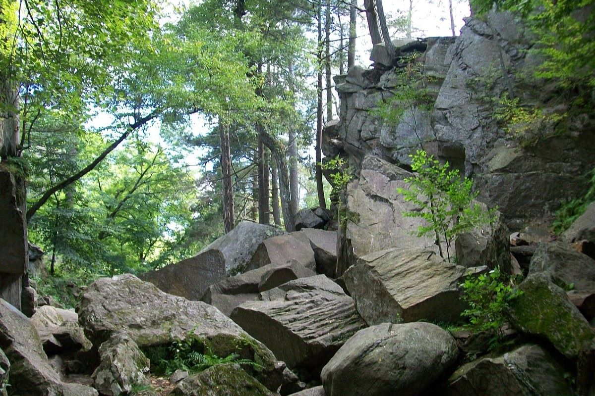 Mysteries-Inside-Massachusetts8217-Purgatory mysteries-inside-massachusetts-purgatory