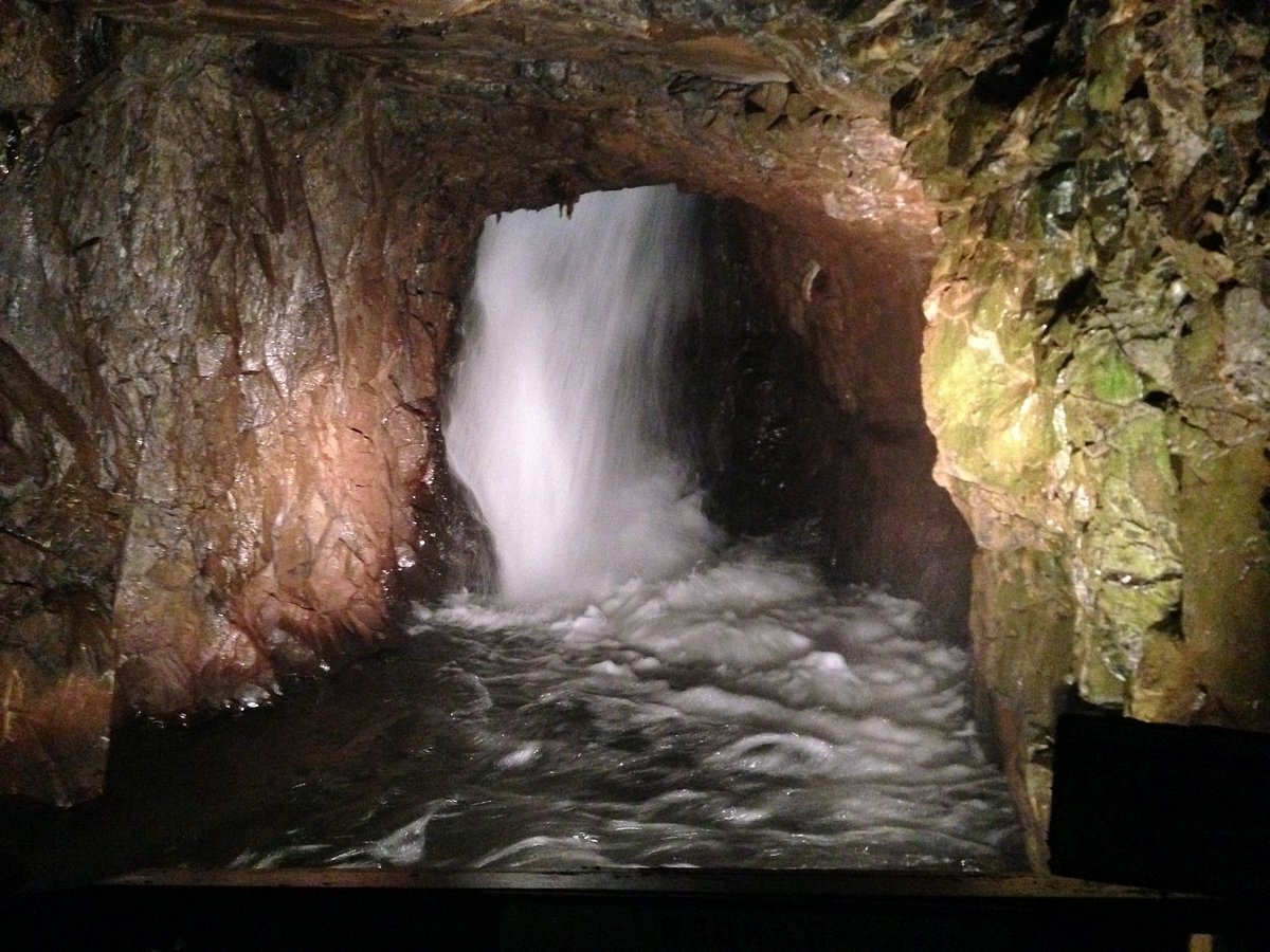 Mysteries-Inside-North-Dakota8217s-Thunder-Cave mysteries-inside-north-dakotas-thunder-cave