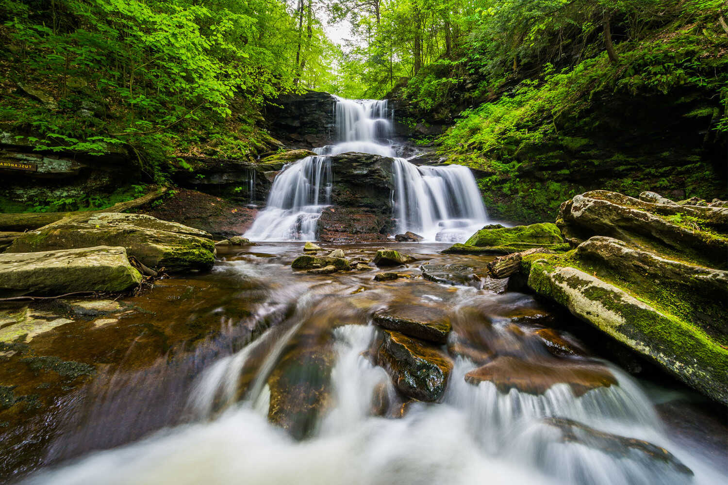 mysteries-inside-pennsylvanias-seven-tubs