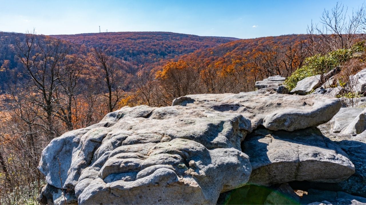 Mysteries-Inside-Pennsylvania8217s-Wolf-Rock mysteries-inside-pennsylvanias-wolf-rock