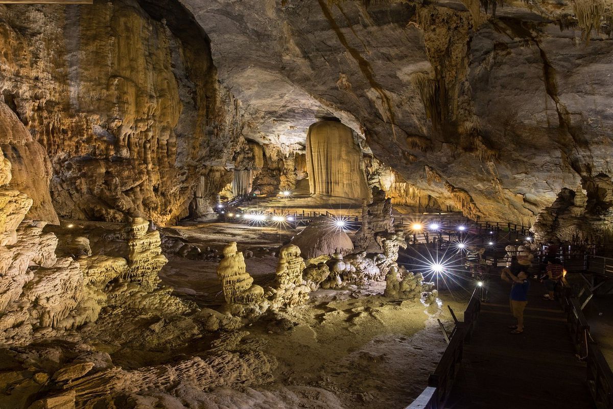 Mysteries-Lurking-In-Montana8217s-Paradise-Valley-Caves mysteries-lurking-in-montanas-paradise-valley-caves