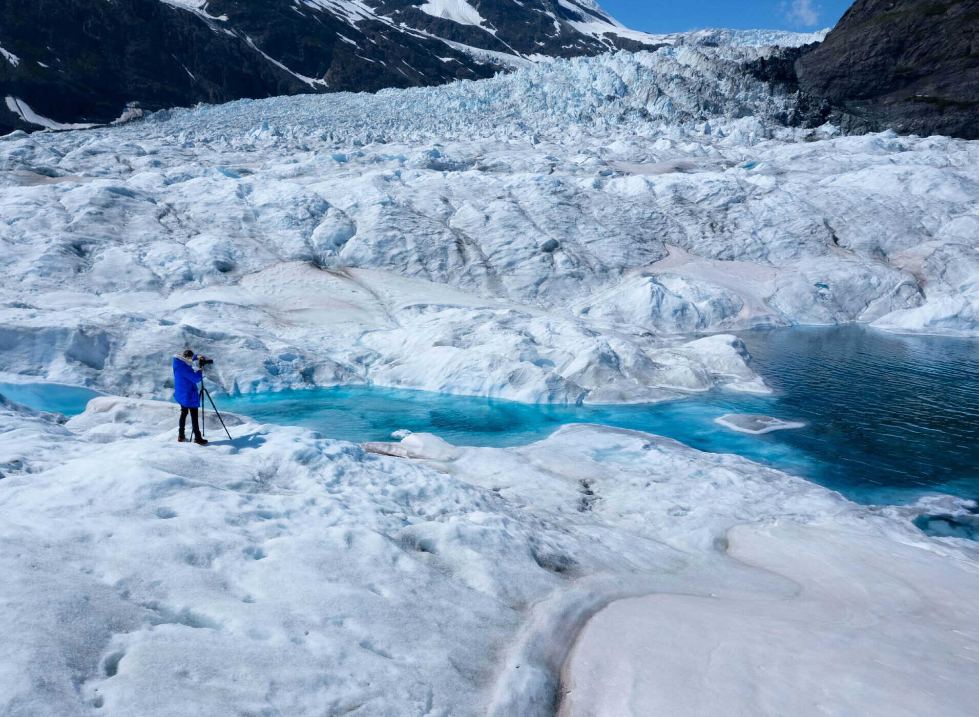 mysteries-of-alaskas-yale-glacier