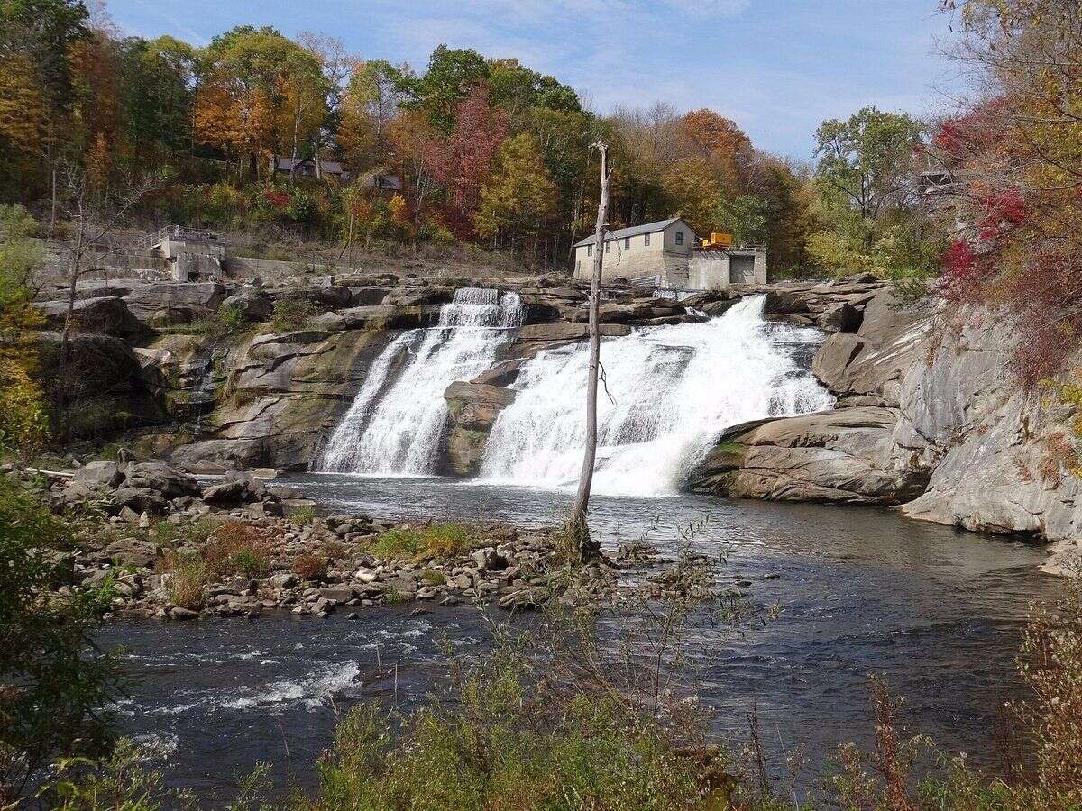 Mysteries-Of-Connecticut8217s-Great-Falls-Waters mysteries-of-connecticuts-great-falls-waters