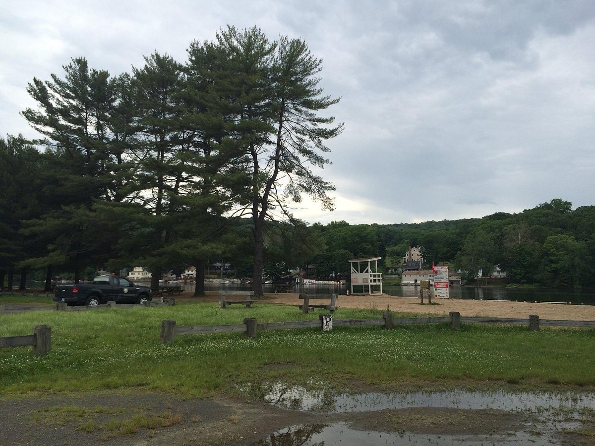 mysteries-of-connecticuts-indian-well-trails