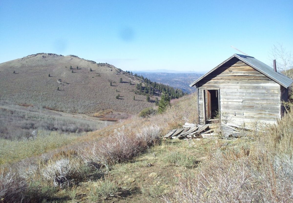 mysteries-of-idahos-south-mountain-mines