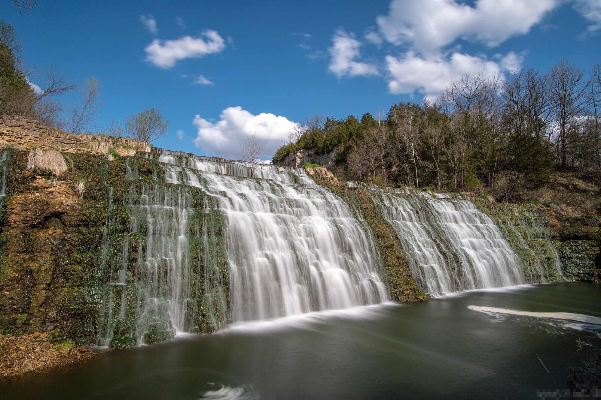 mysteries-of-illinois-apple-river