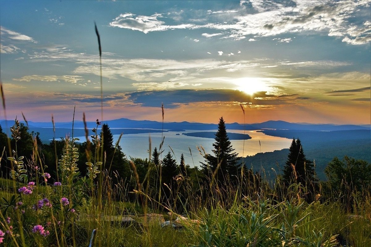 mysteries-of-maines-heights